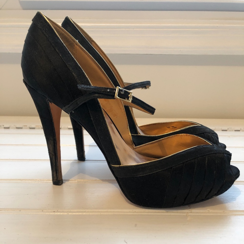 Badgley Mischka satin heels